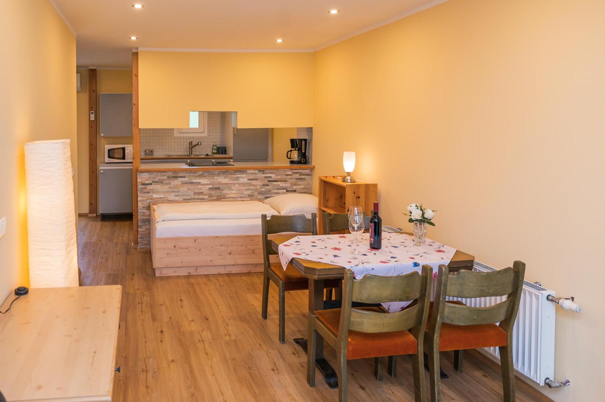 Ferien Beim Treiber Hotell Bad Tatzmannsdorf Rom bilde