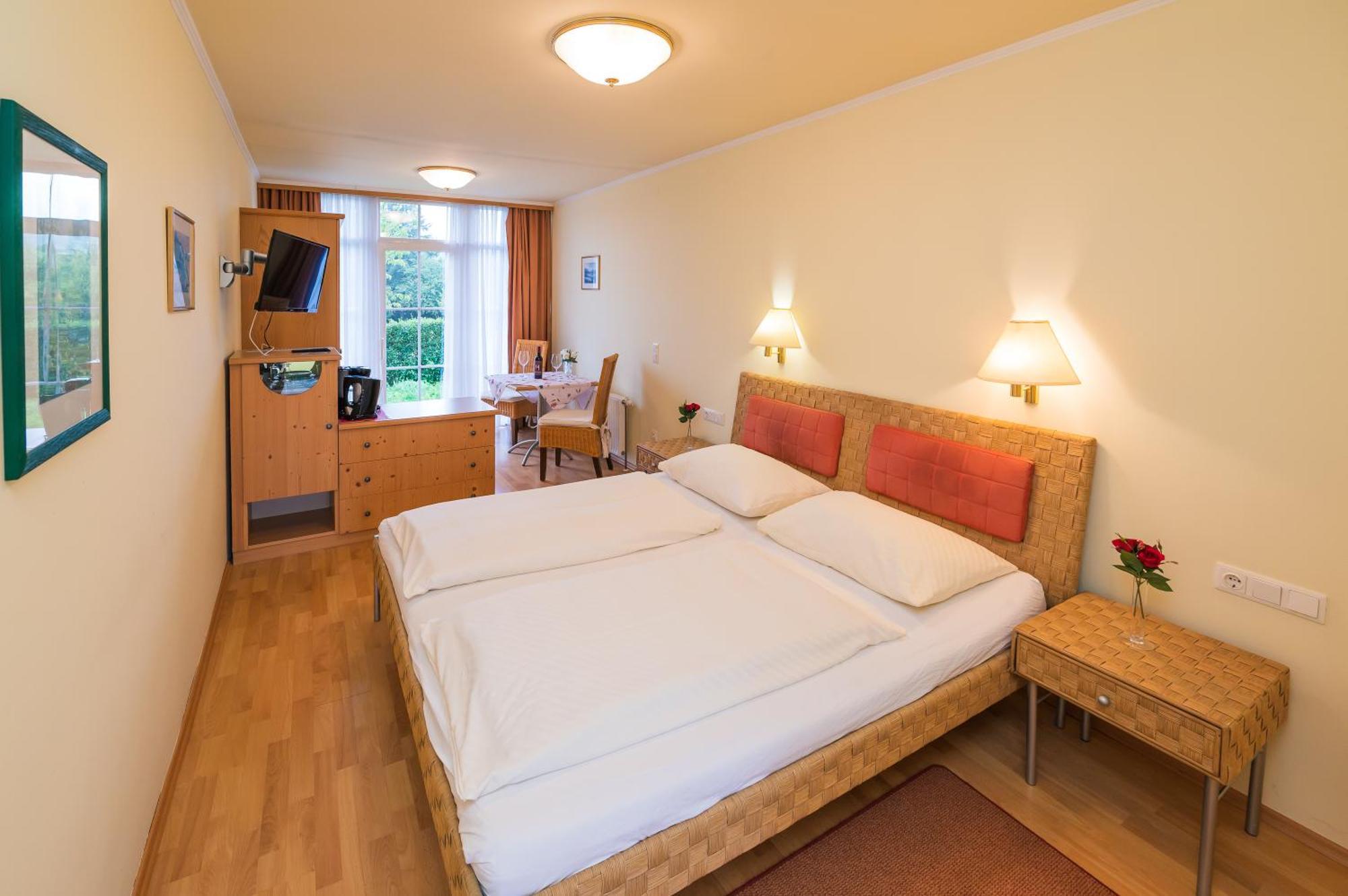 Ferien Beim Treiber Hotell Bad Tatzmannsdorf Rom bilde
