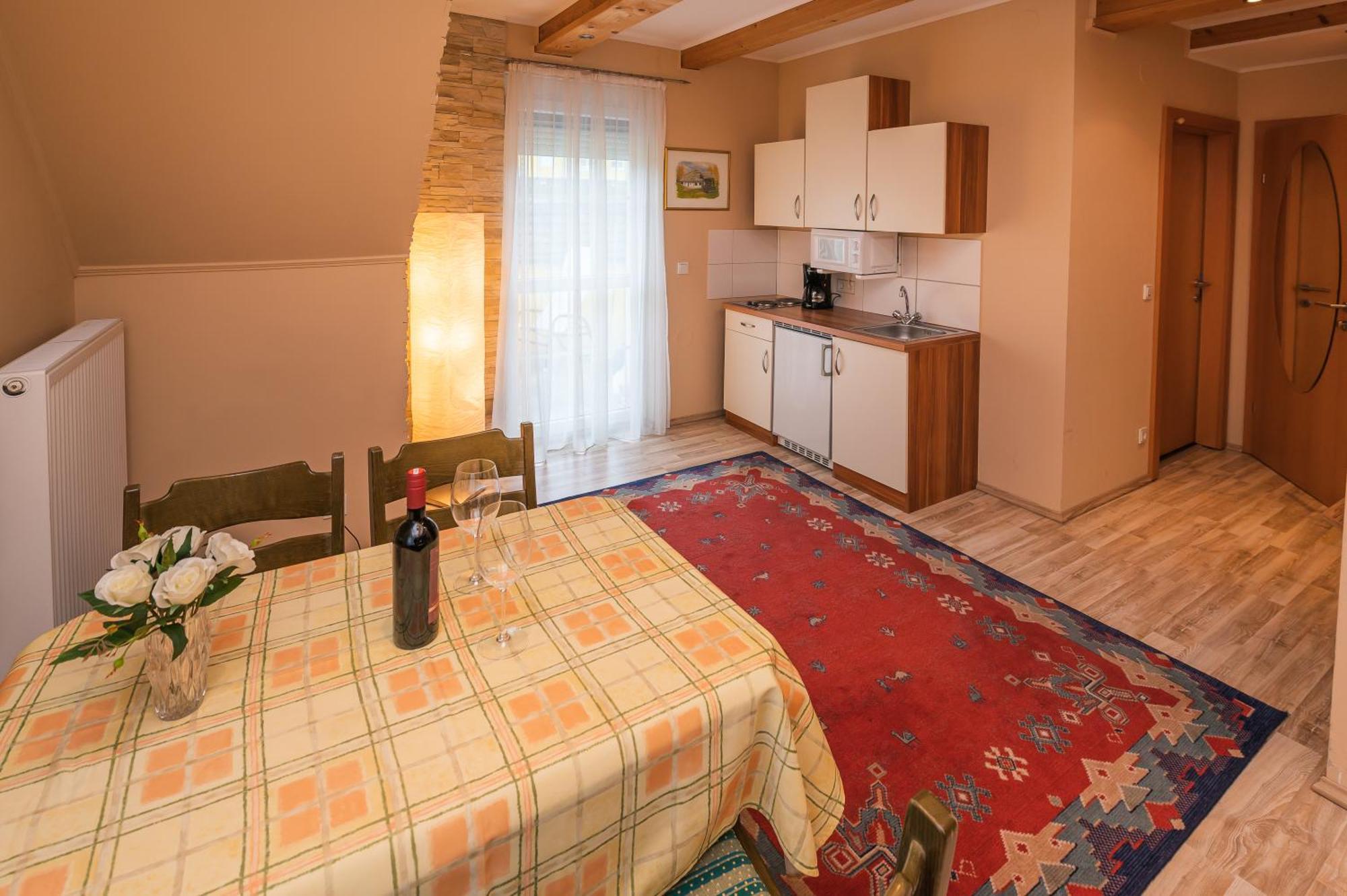 Ferien Beim Treiber Hotell Bad Tatzmannsdorf Rom bilde